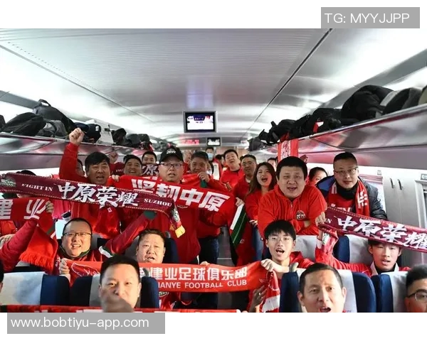 北京市体育局和足协领导现场观战足协杯决赛展现对足球发展的重视 北京市体育局和足协领导现场观战足协杯决赛展现对足球发展的重视