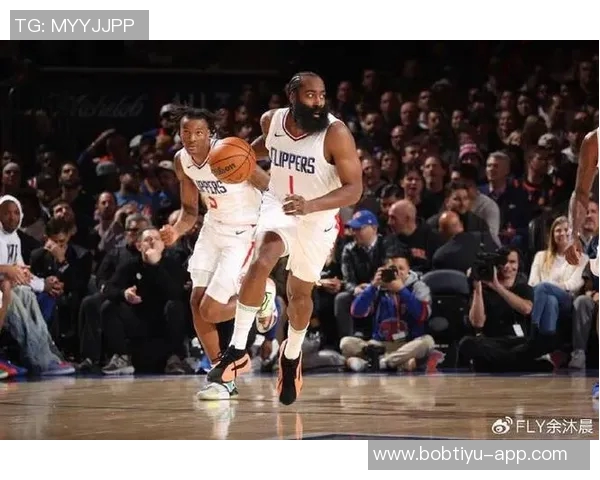 哈登谈迷你训练营意义强调老将重要性助力团队磨合新阶段