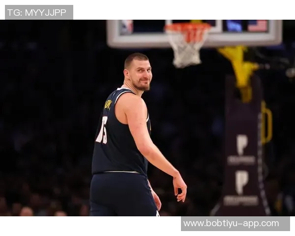 约基奇近期表现惊艳场均32分12篮板12助攻727命中率助球队取胜