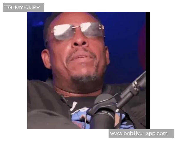 皮尔斯建议詹姆斯担任替补角色以减少球权需求并提升球队进攻效率 皮尔斯建议詹姆斯担任替补角色以减少球权需求并提升球队进攻效率