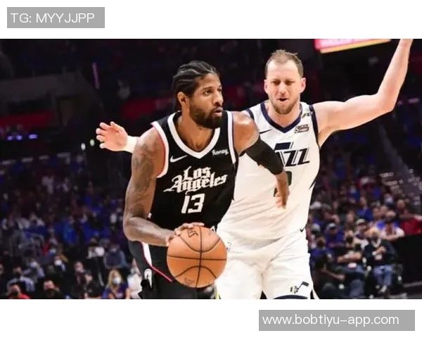 曼恩首节火力全开独得10分半场高效6中5贡献14分3板表现出色