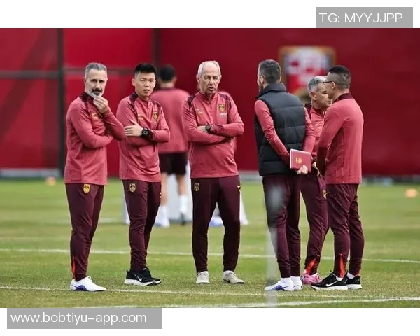 泰山队新任代理主教练确定为助教唐田将与谢文共同出席发布会 泰山队新任代理主教练确定为助教唐田将与谢文共同出席发布会