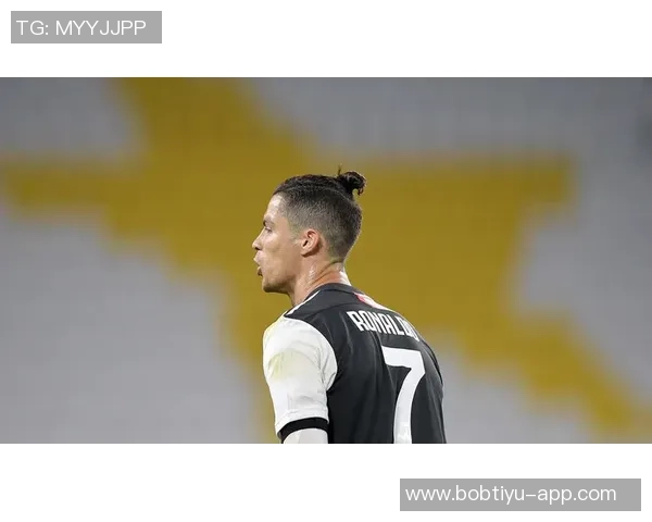 勒温荣膺英超月最佳球员成利兹联自费迪南德后首位获此殊荣者