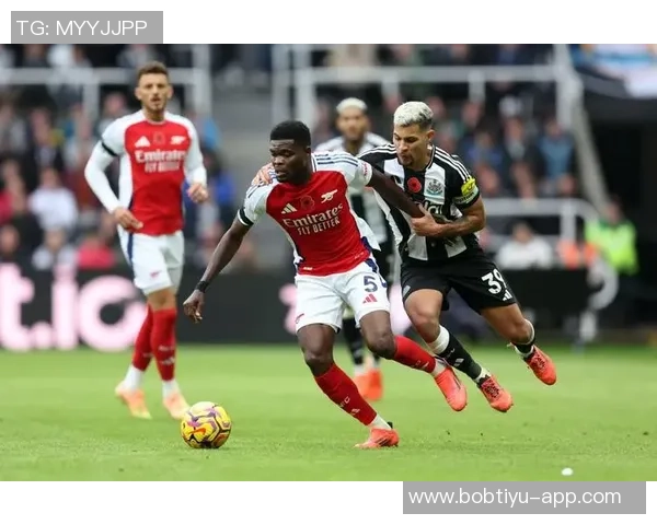 哈弗茨预计数周内伤愈复出热苏斯力争12月重返赛场