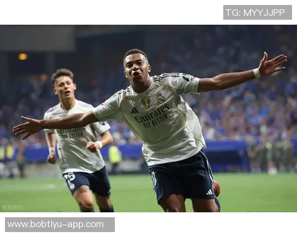 姆巴佩精彩抽射打破僵局居莱尔精准直塞助攻助力球队反击