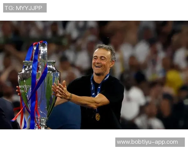 客场战胜巴萨罗腾盛赞恩里克碾压欧洲教练群雄