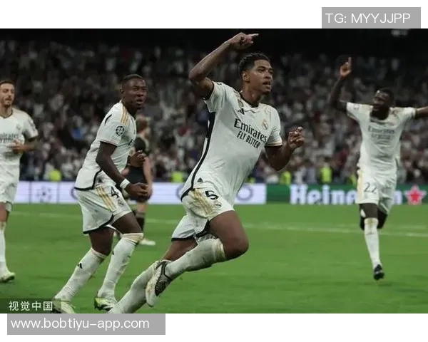 姆巴佩荣获欧洲金靴奖贝林厄姆晒全队合影祝贺兄弟荣耀时刻 姆巴佩荣获欧洲金靴奖贝林厄姆晒全队合影祝贺兄弟荣耀时刻