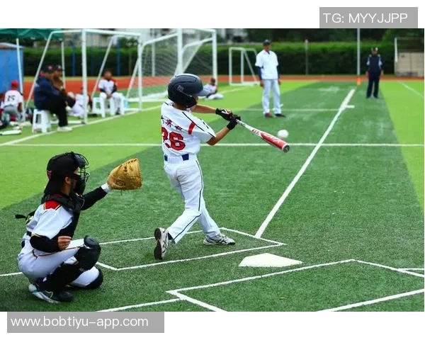 前国脚因称棒球非运动引发争议下跪道歉称因嫉妒才如此言论 前国脚因称棒球非运动引发争议下跪道歉称因嫉妒才如此言论