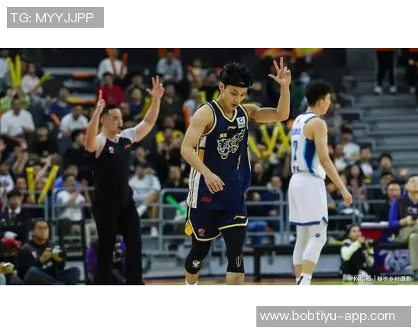 广东连胜掩盖控球人手不足徐杰伤退对球队体系影响深远 广东连胜掩盖控球人手不足徐杰伤退对球队体系影响深远